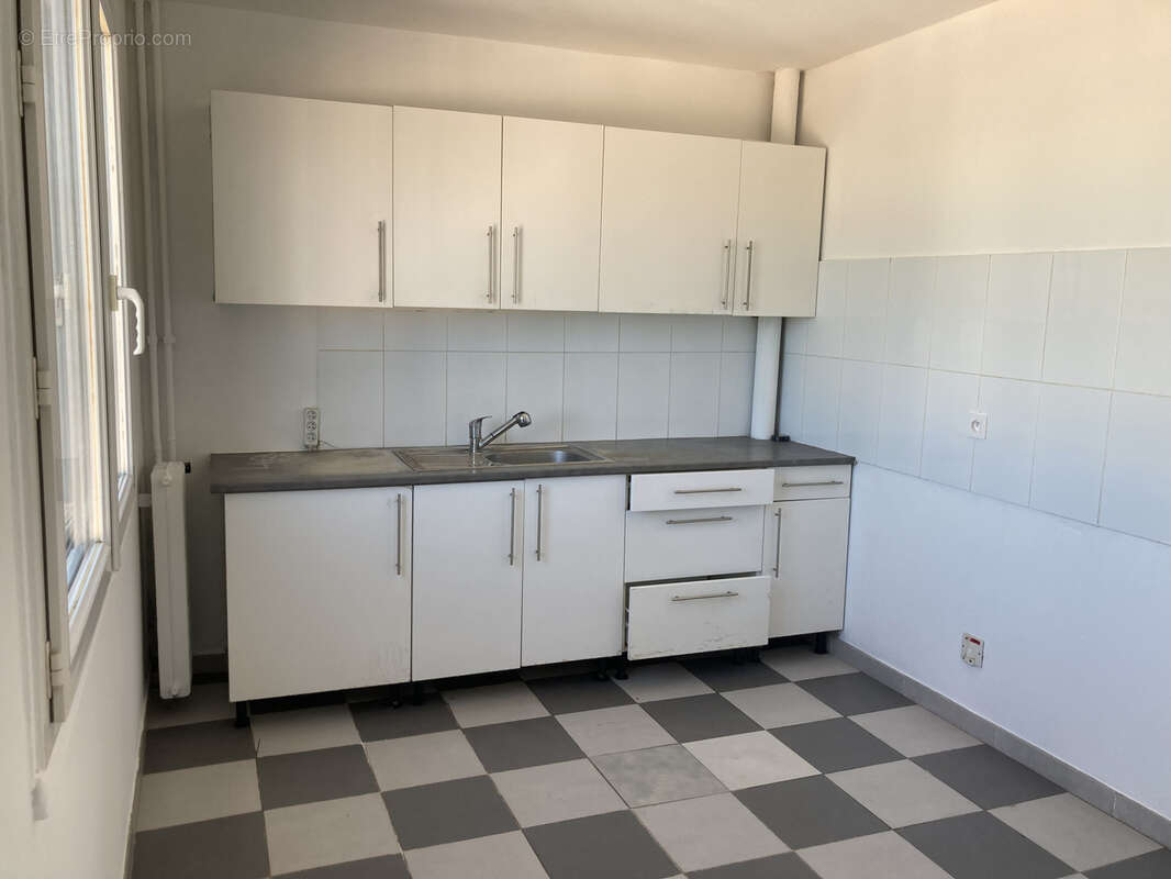 Appartement à GARGES-LES-GONESSE