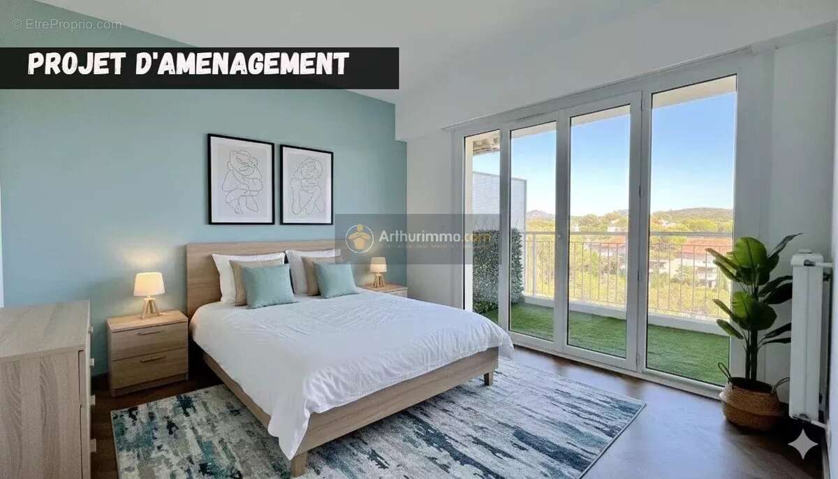 Appartement à SAINT-RAPHAEL