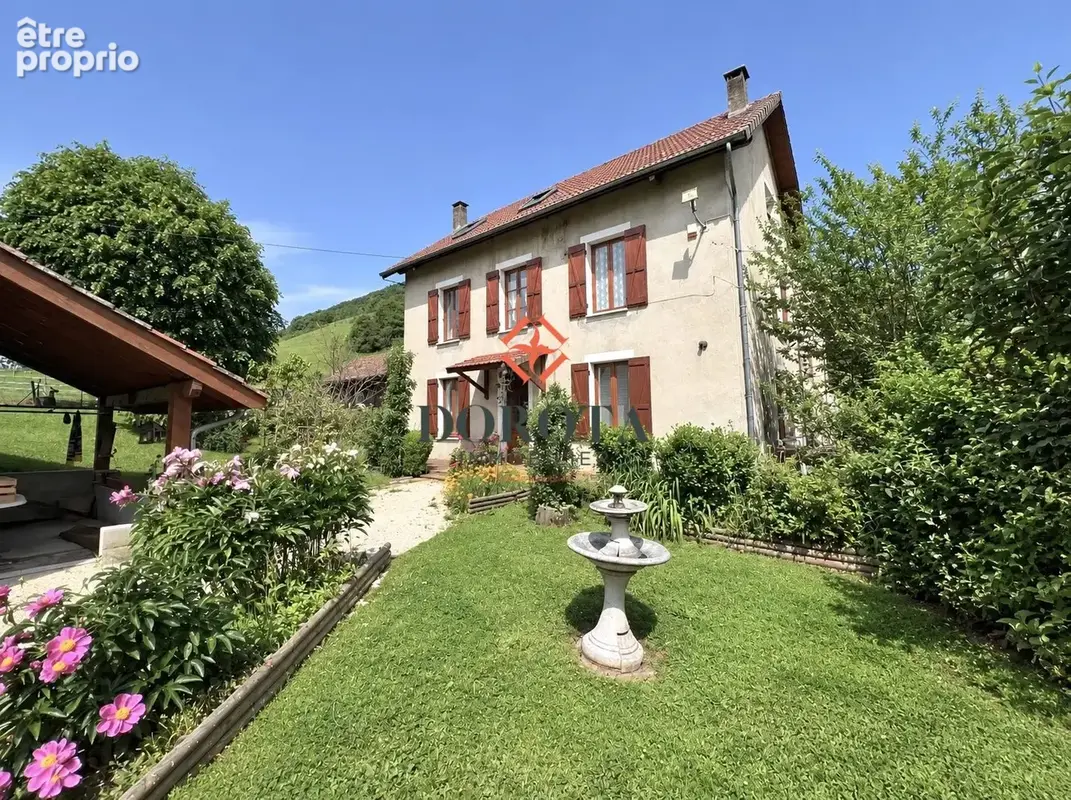 Maison à SAINT-MARTIN-D'URIAGE