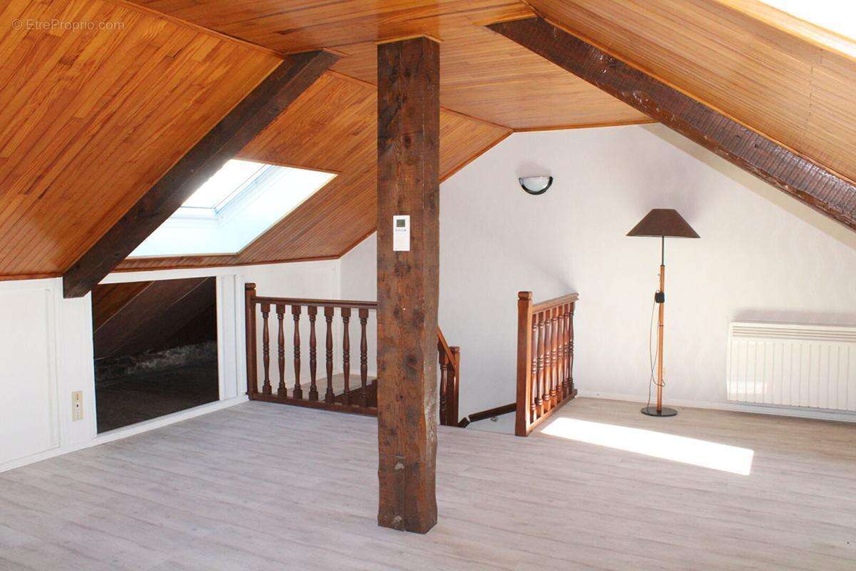 Appartement à LANGOGNE