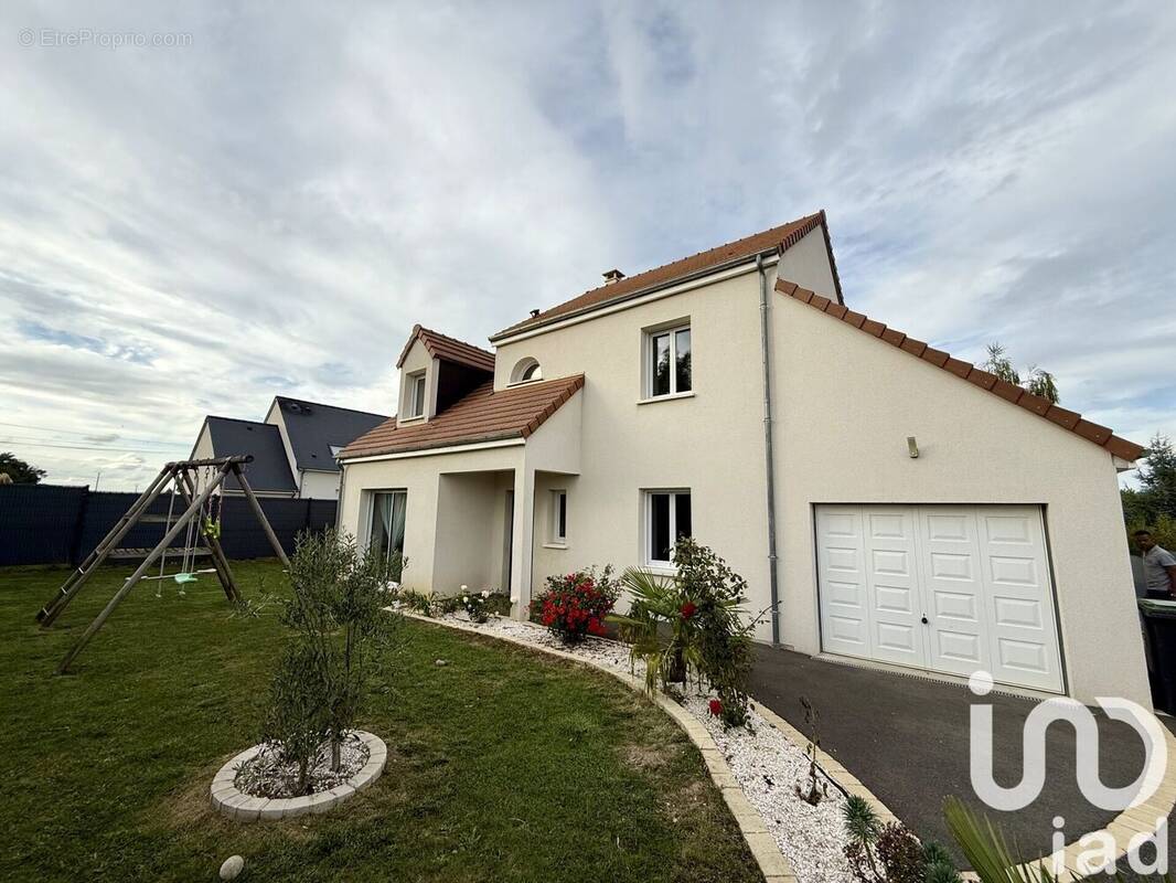 Photo 1 - Maison à BEAUMONT-LA-RONCE