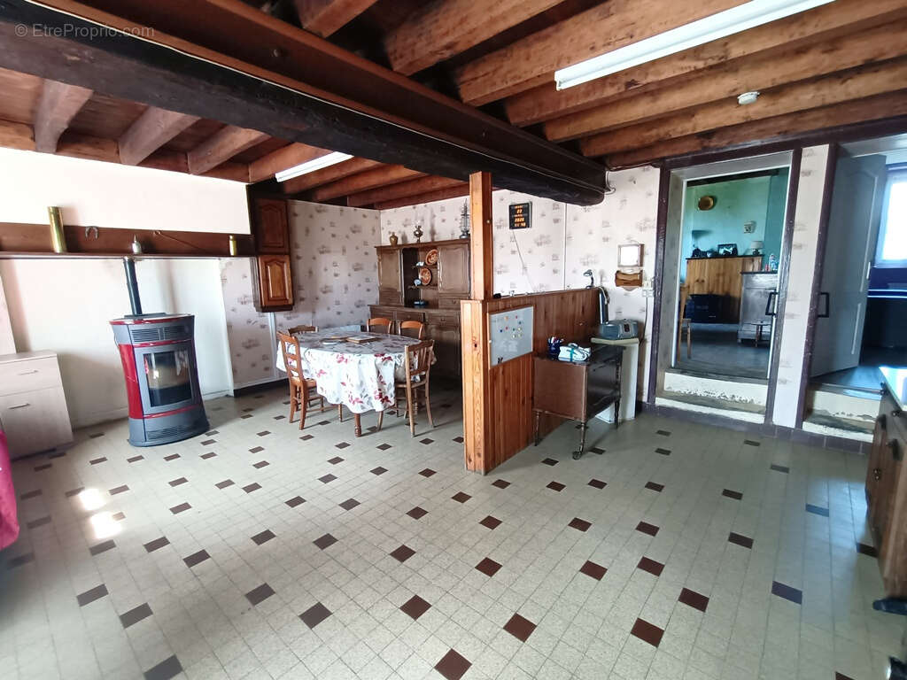 Maison à LORIGES