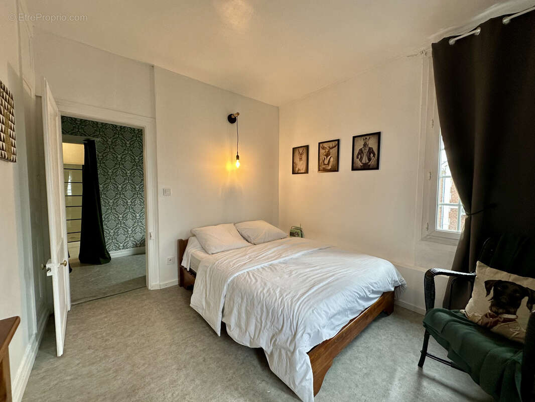 Maison à SAINT-NICOLAS-D'ALIERMONT