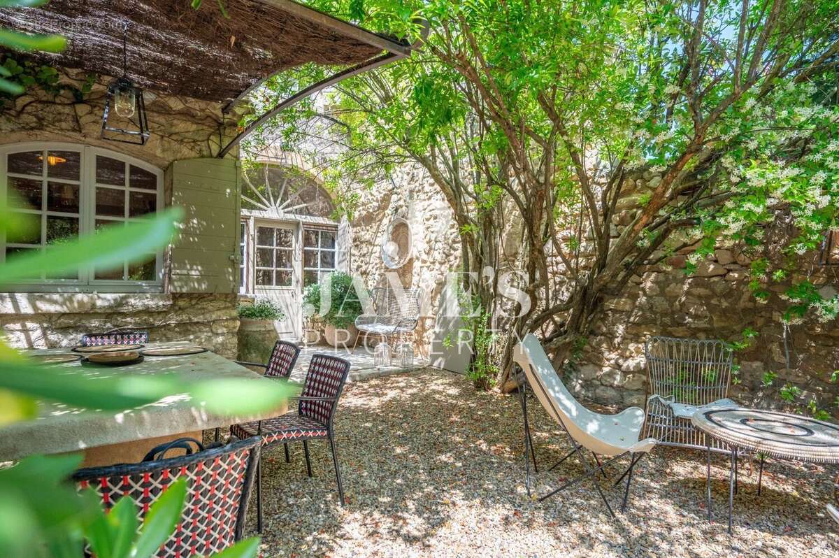 Maison à PARADOU