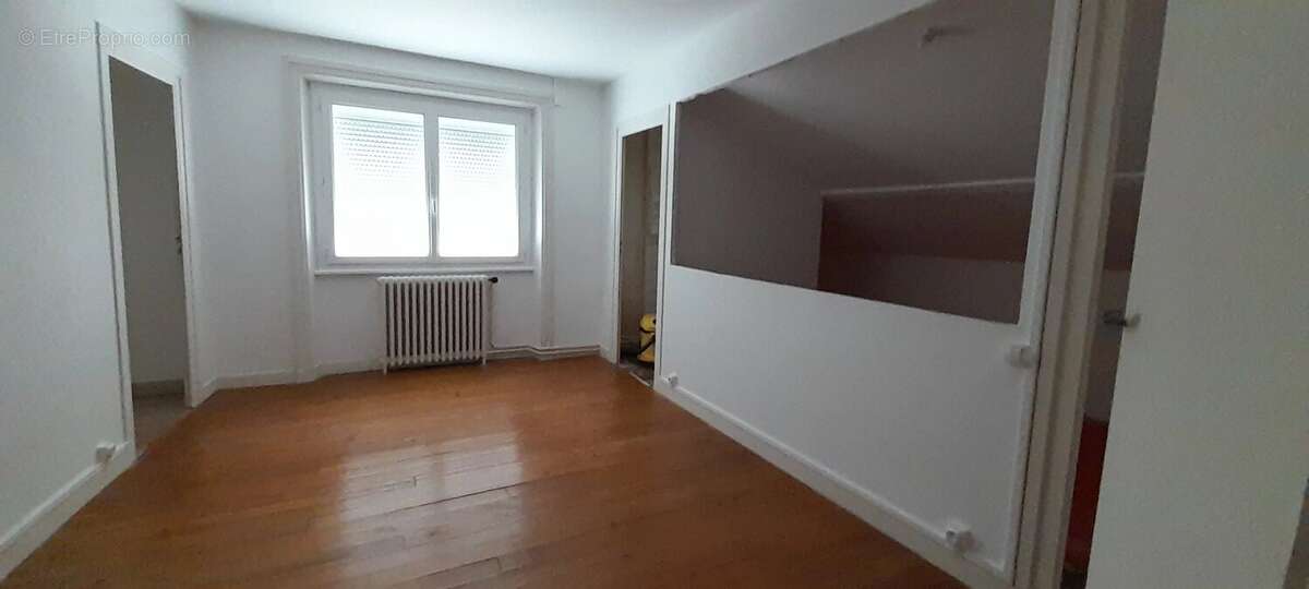 Maison lumineuse  à Saint-Junien - photo 7