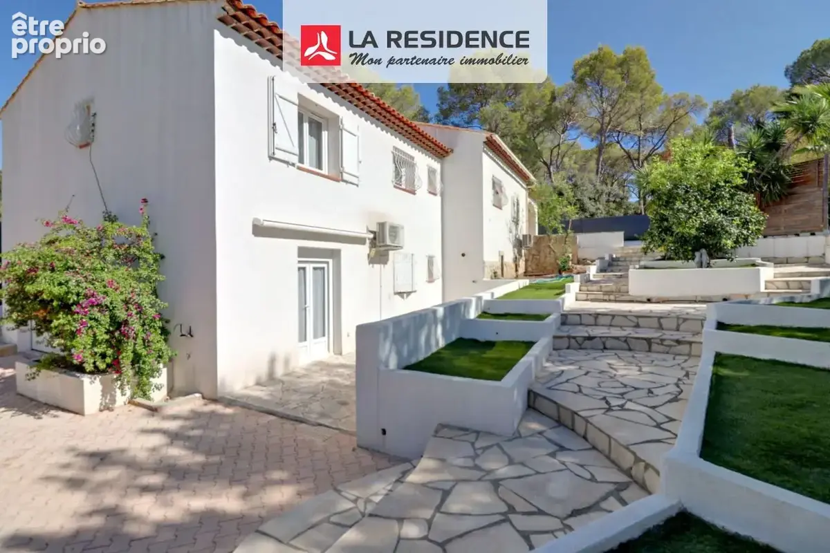 Maison à FREJUS