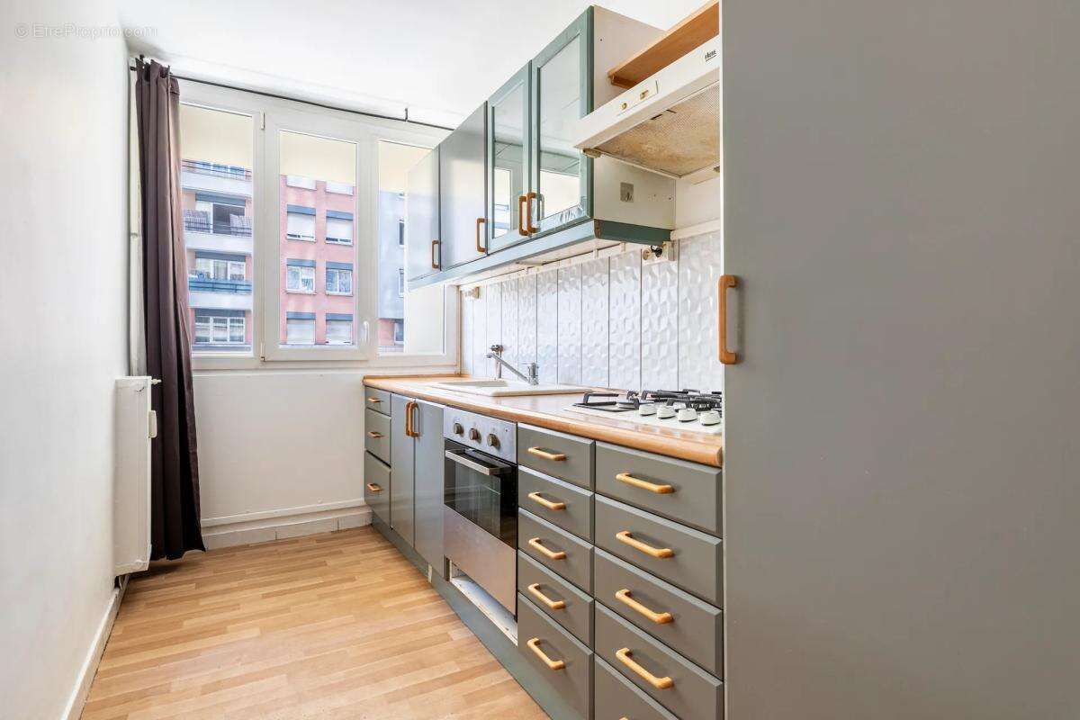 Appartement studio de 33 m² à Aubervilliers - photo 2