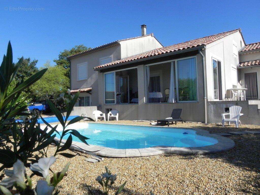 Maison à SAINT-JULIEN-DE-CASSAGNAS