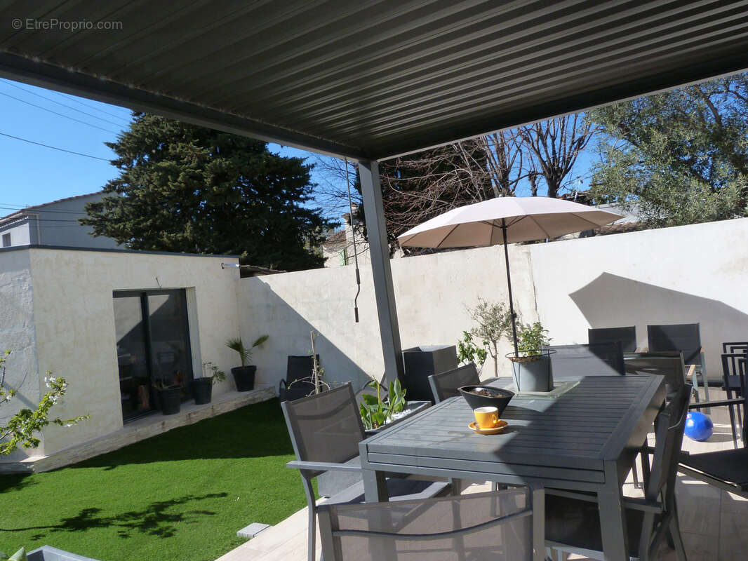 Maison à NIMES