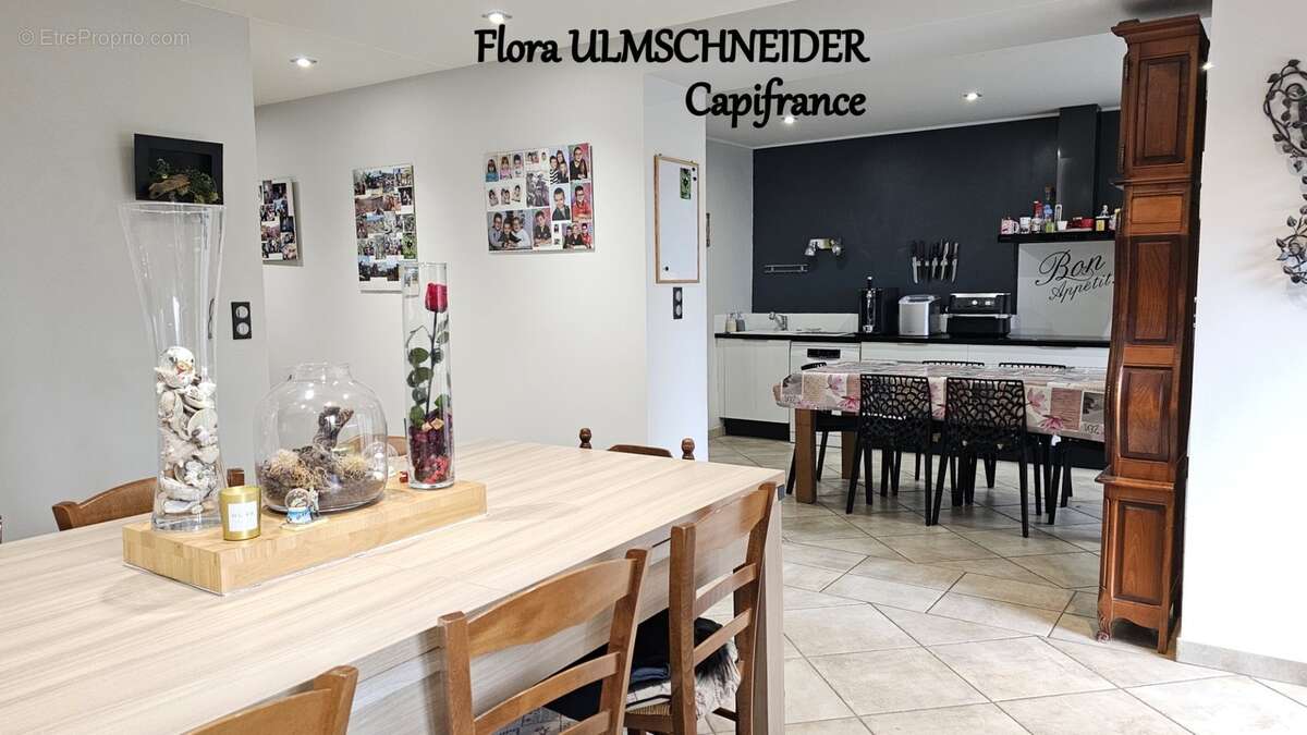 Authenticité et espace : grande maison mitoyenne en pierre avec 5 chambres à vendre à CHINDRIEUX avec garage et terrain proche d - photo 6