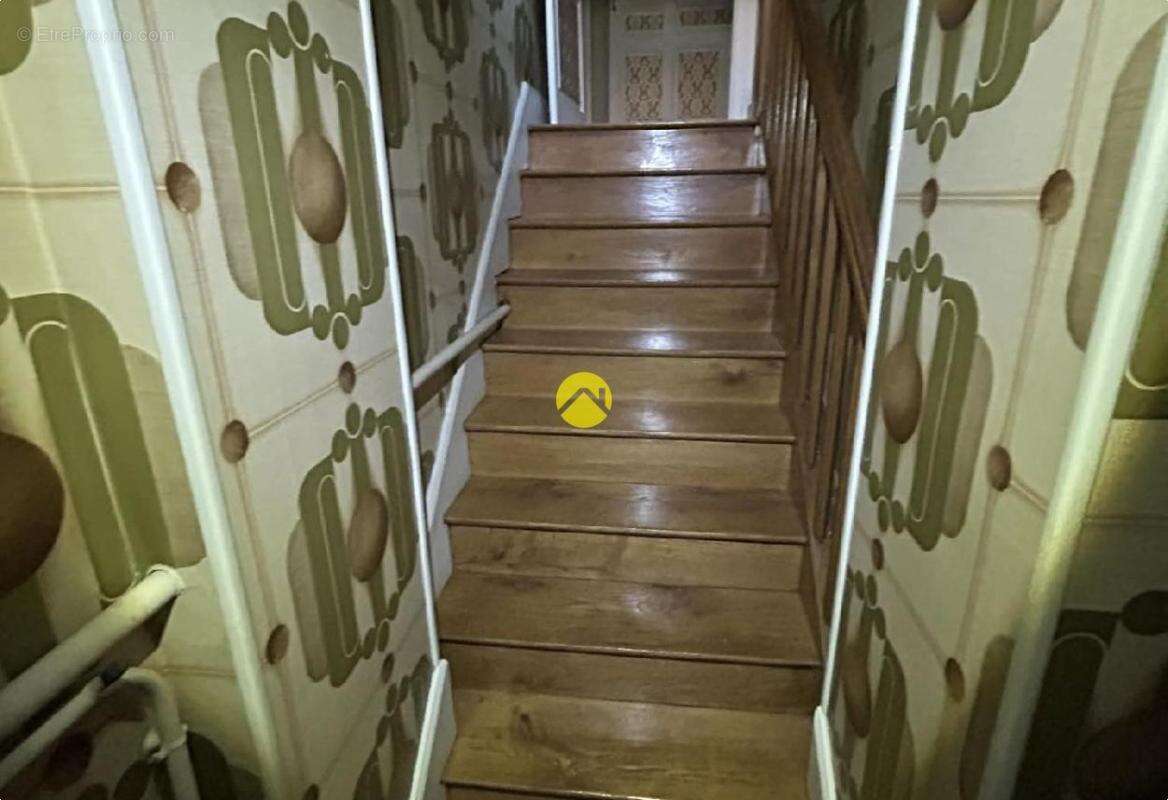 Maison à CHARENTON-DU-CHER