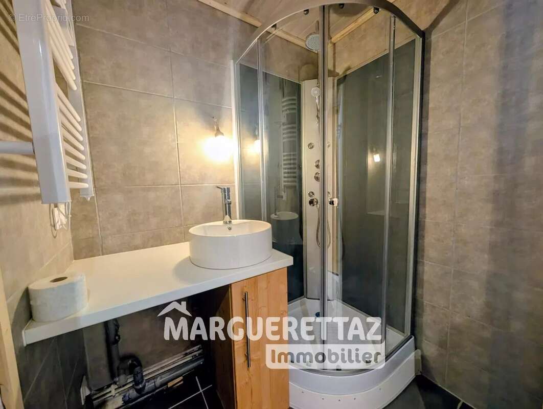 Appartement à SAINT-JEOIRE