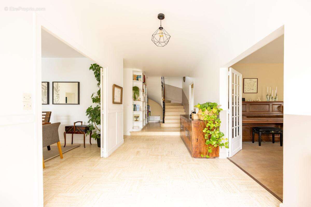 Maison à SAINT-JULIEN-DE-CONCELLES