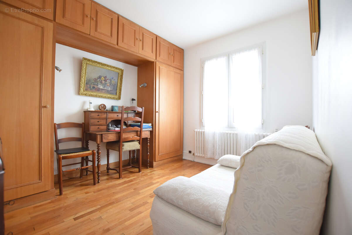 Maison à LES ESSARTS-LE-ROI