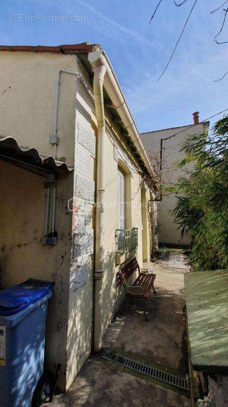Charmante maison des années 1920 avec double terrasse en vente à découvrir ! - photo 4