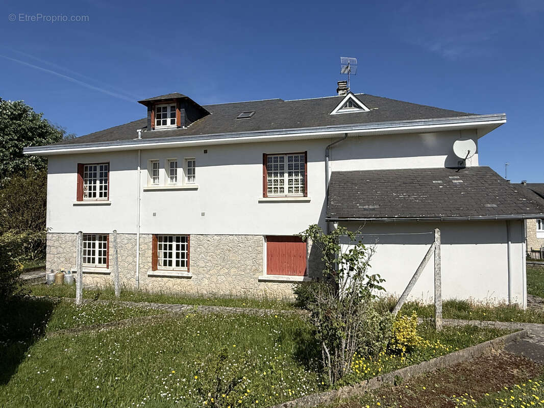 Maison à SAINT-SORNIN-LAVOLPS