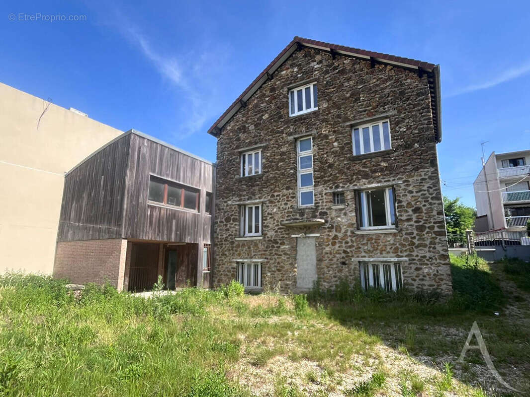 Maison à MONTREUIL