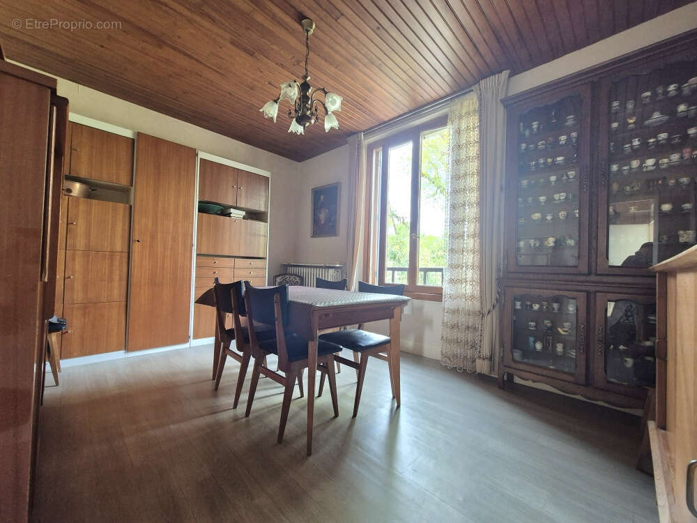Maison à ORGERUS