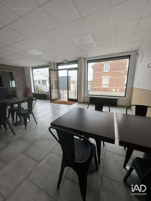 Photo 5 - Commerce à MARLES-LES-MINES