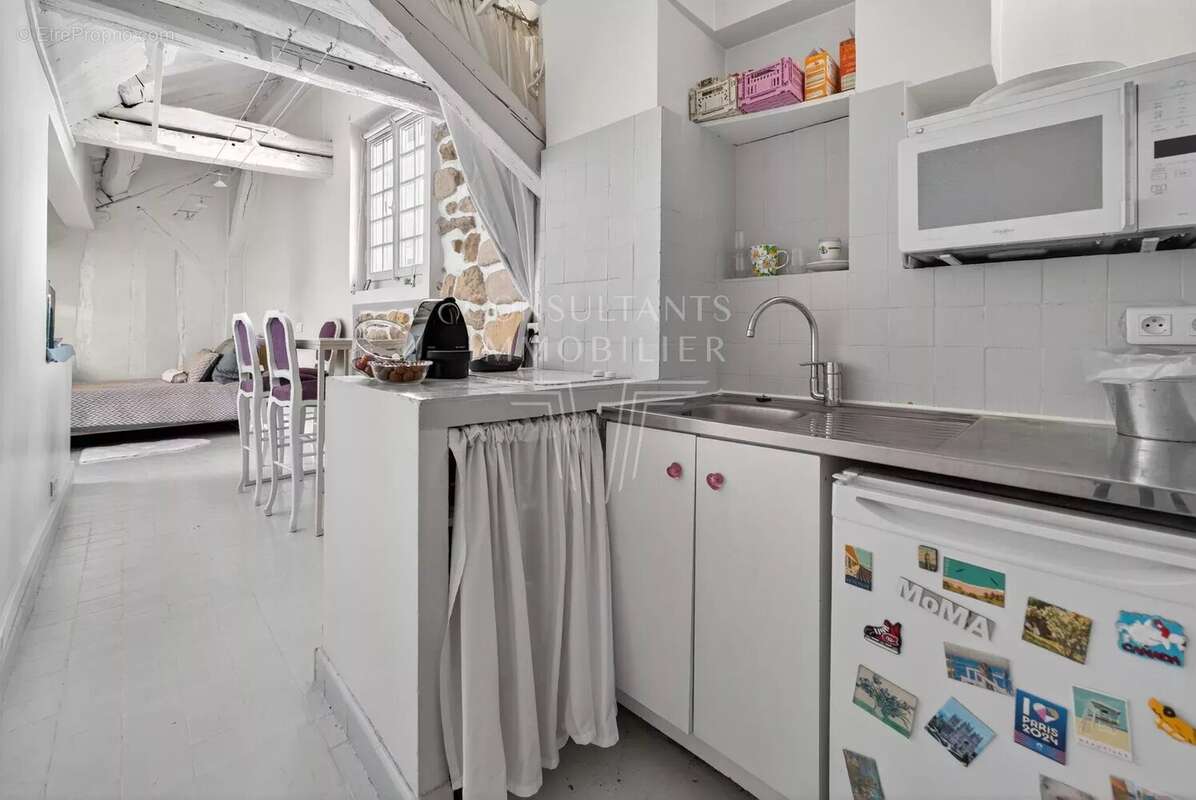 Appartement à PARIS-7E