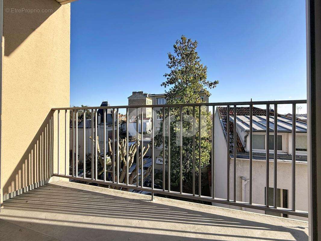 Appartement à LE PERREUX-SUR-MARNE