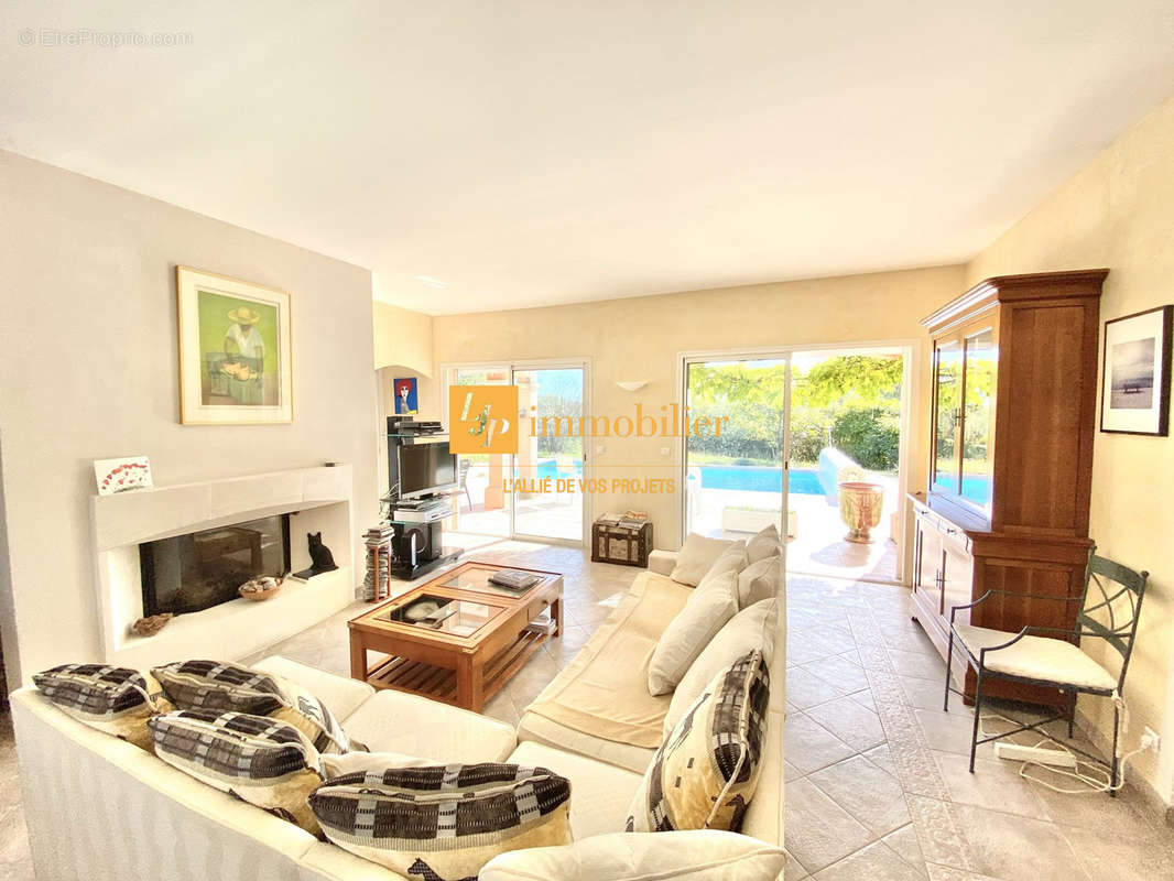 Maison à LES MATELLES