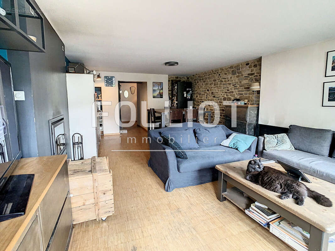 Maison à SAINT-AUBIN-DU-CORMIER