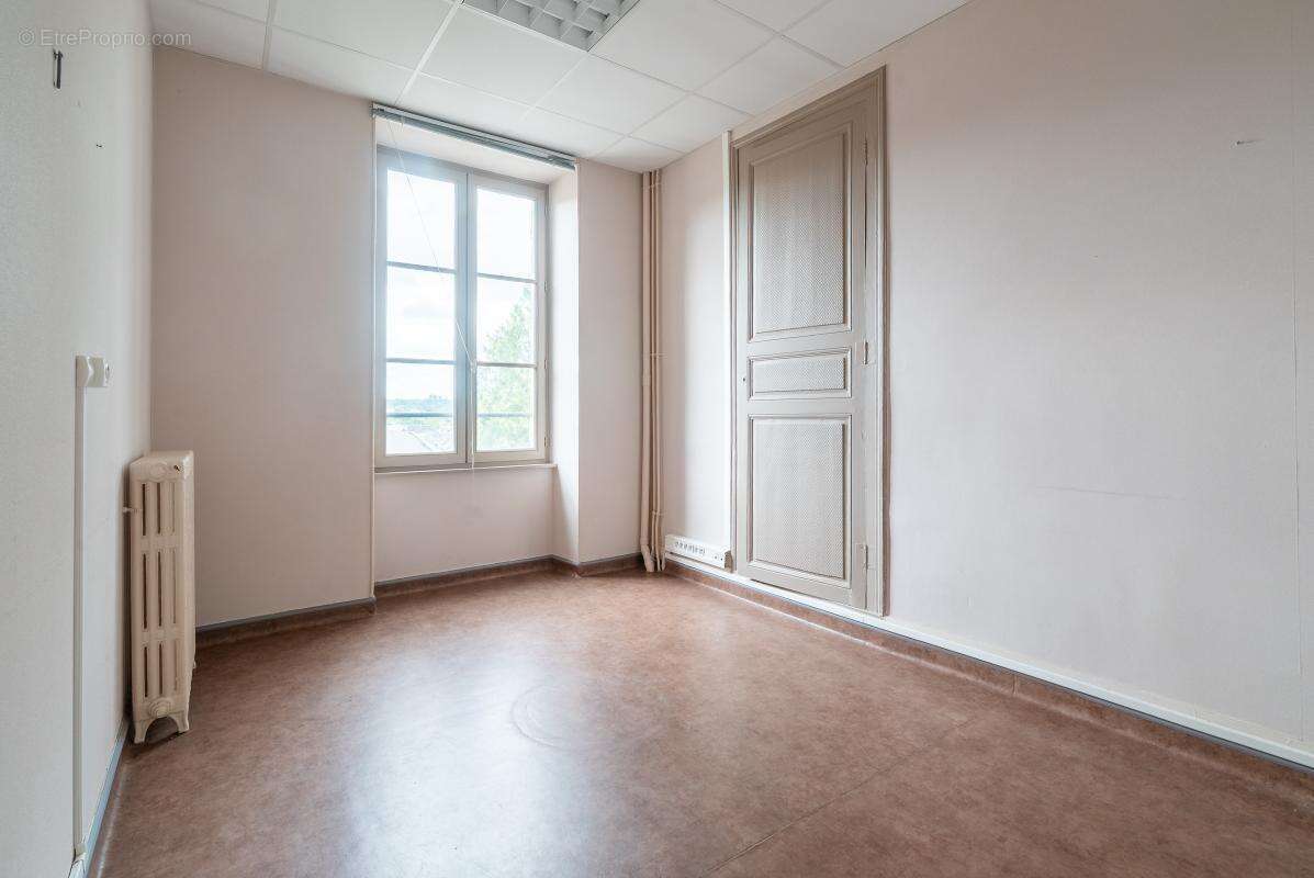 Maison à LA SOUTERRAINE