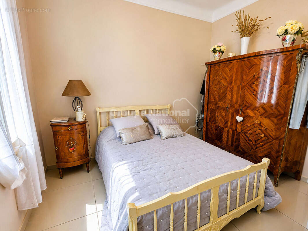 Exclusivite - les 4 chemins - villa t6 de 128 m² environ - terrain clos de 330 m² - annexe de 11 m² - photo 7