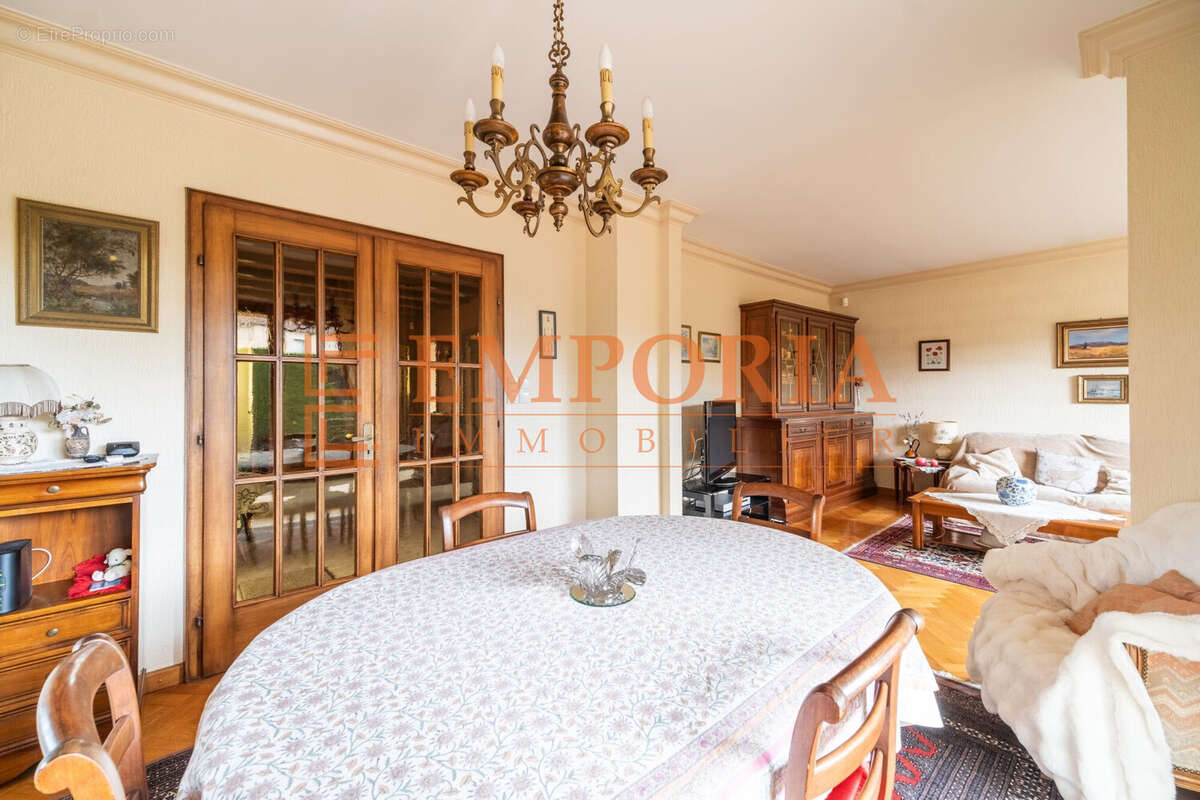 Maison 148 m² à Cernay  - photo 3