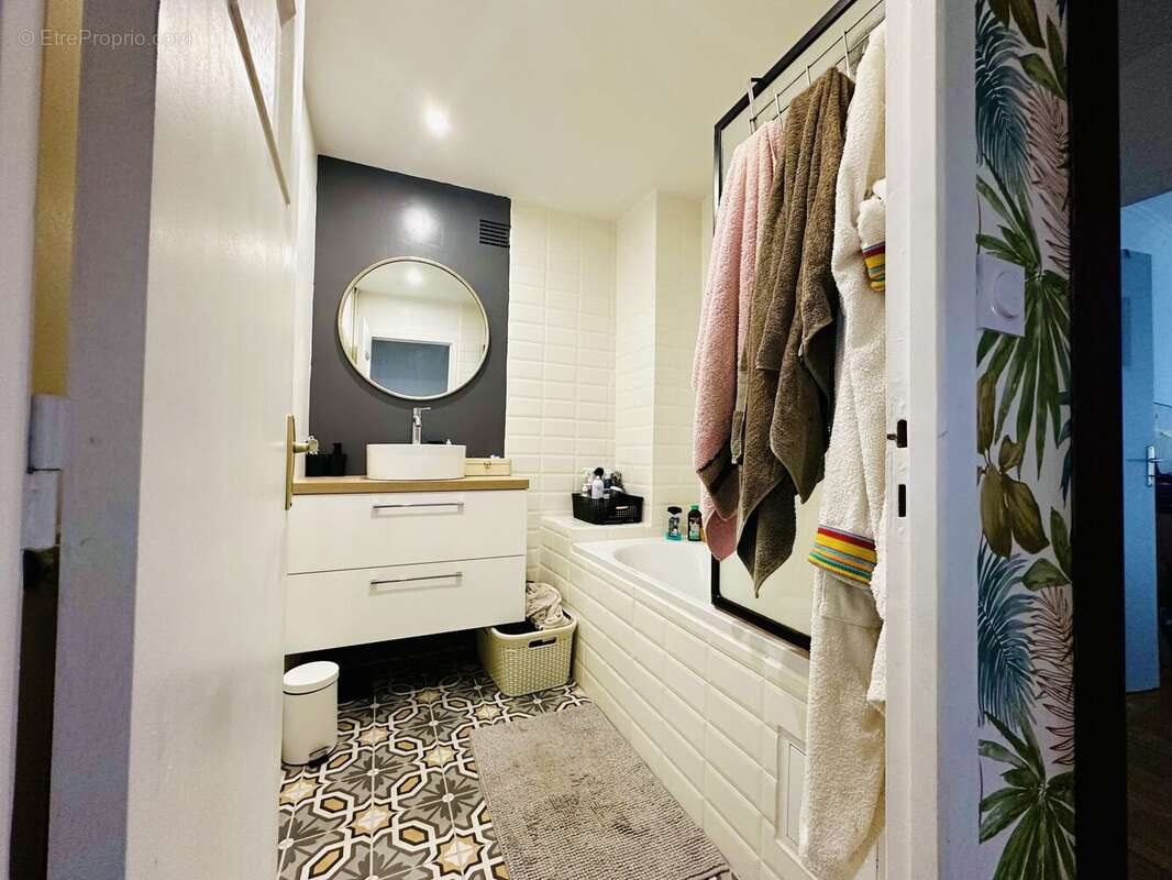 Appartement à SAINT-JACQUES-DE-LA-LANDE