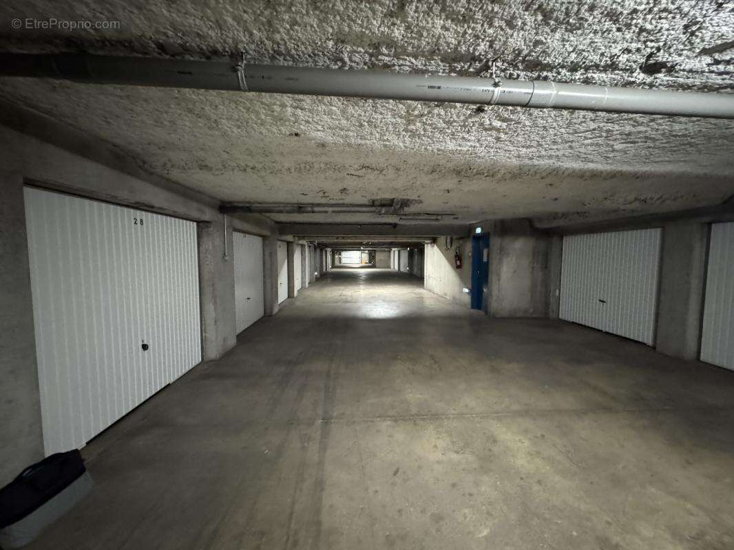 Parking à REIMS