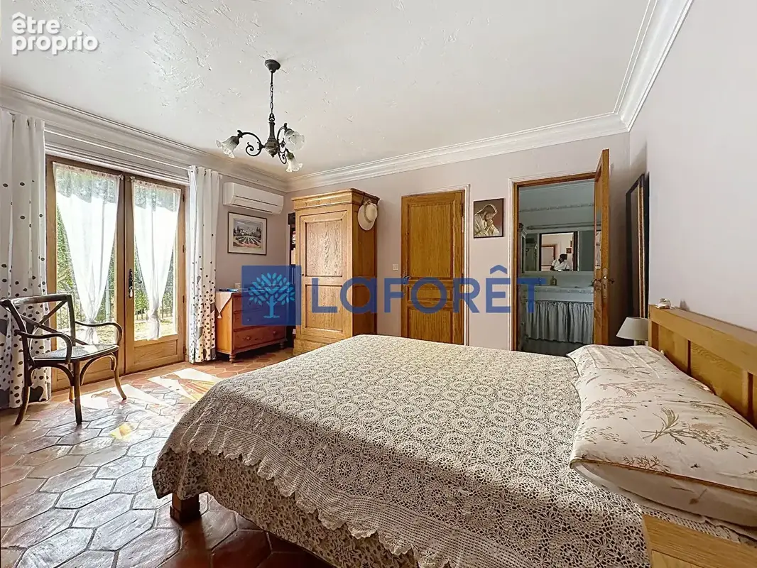 Maison Lorgues 5 pièce(s) 134m² + Studio 34m² - photo 12