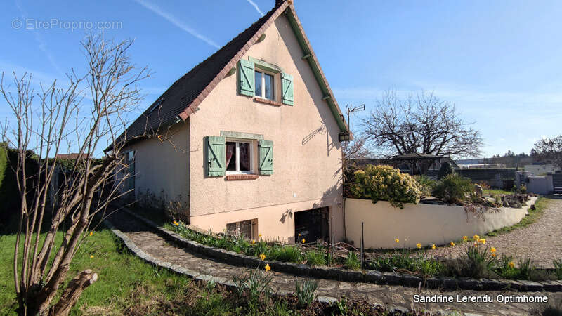 Maison à ALIZAY