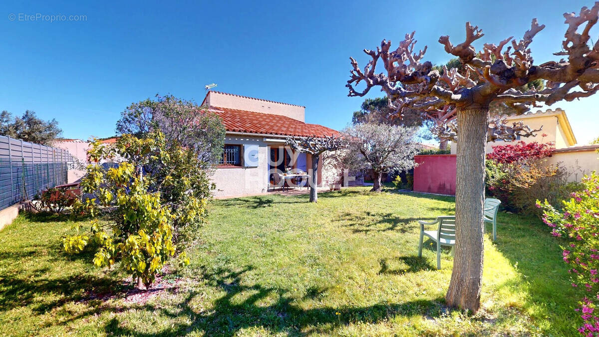 Maison à SAINT-CYPRIEN