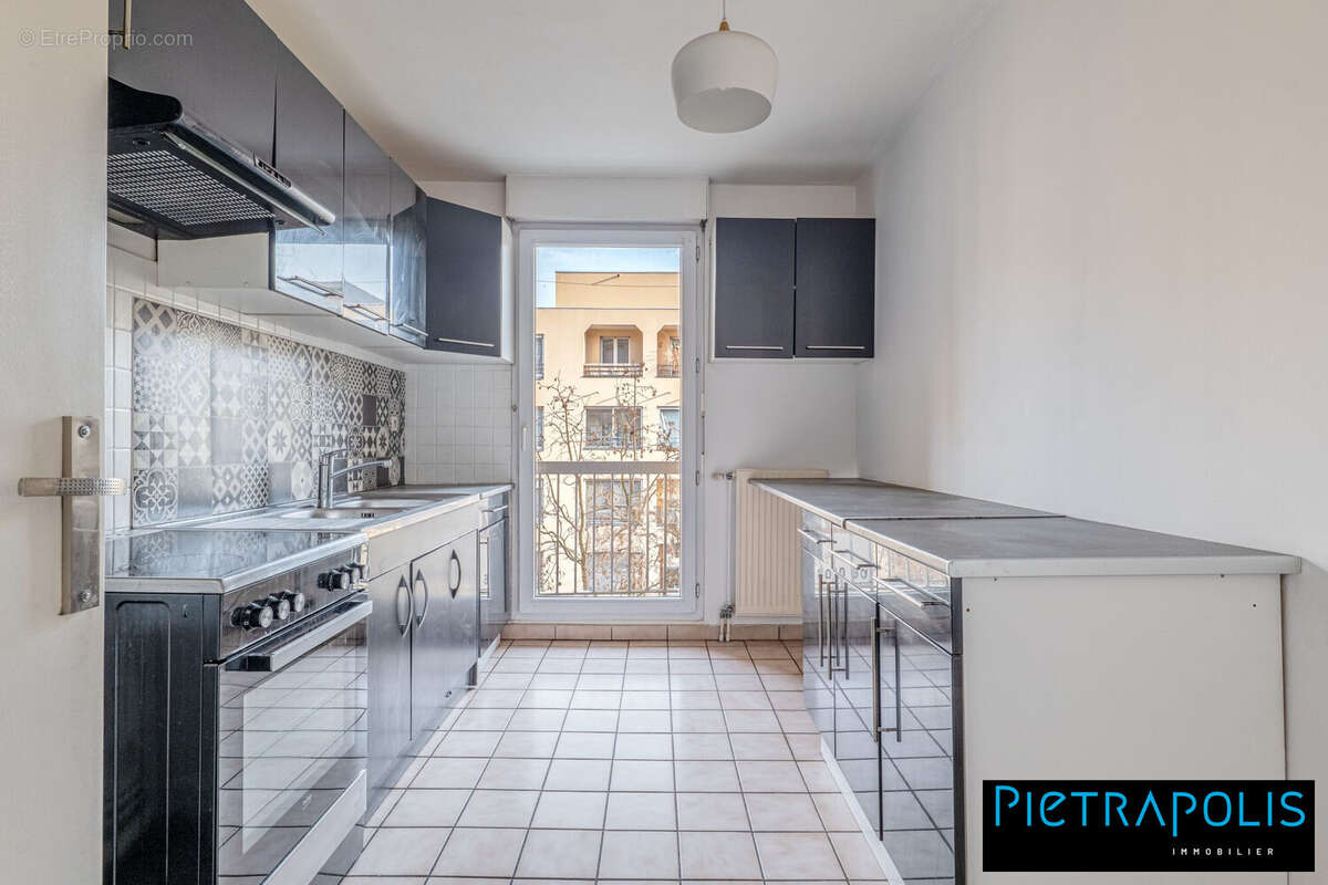 Appartement à LYON-9E