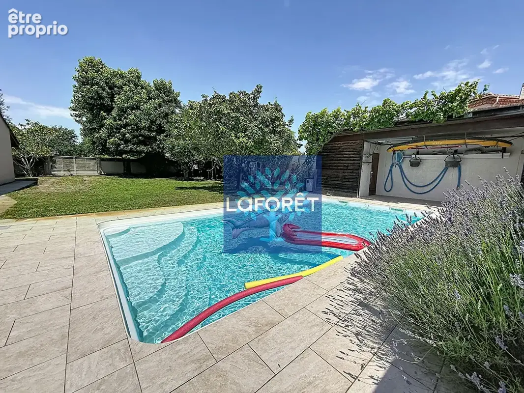 Maison Saint Jean d Illac 7 pièces 171 m² - photo 16
