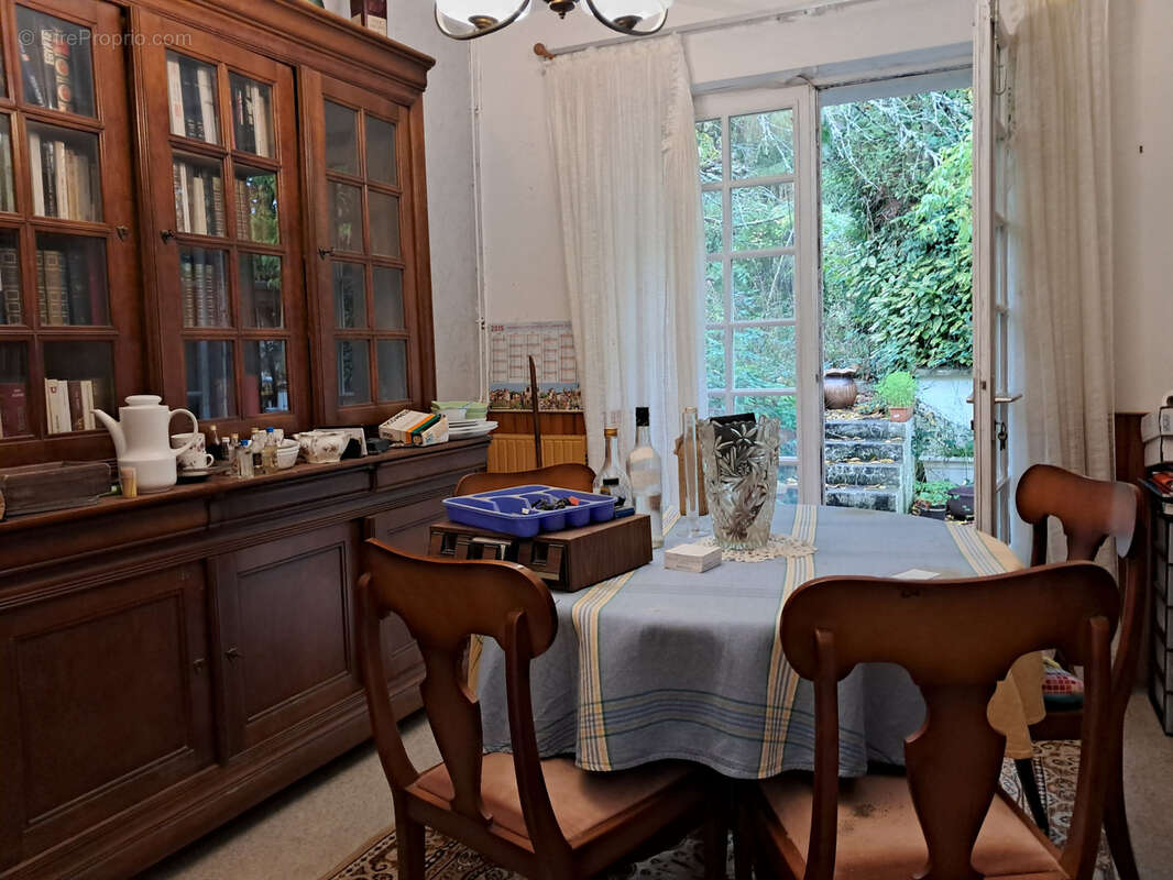 Maison à NEUVY-SUR-LOIRE