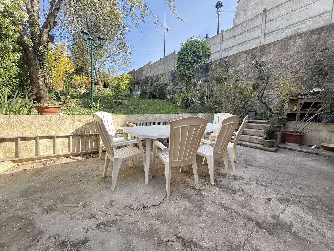 Maison à CHELLES