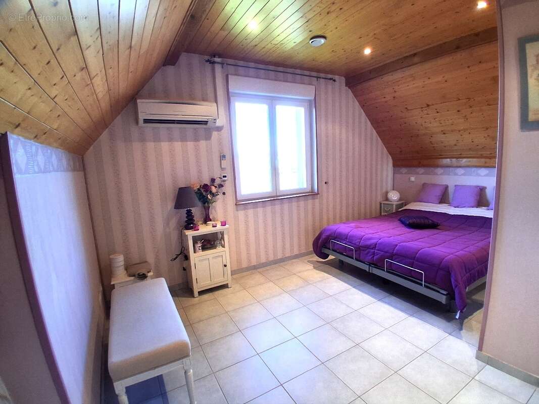 Maison à CHALONVILLARS