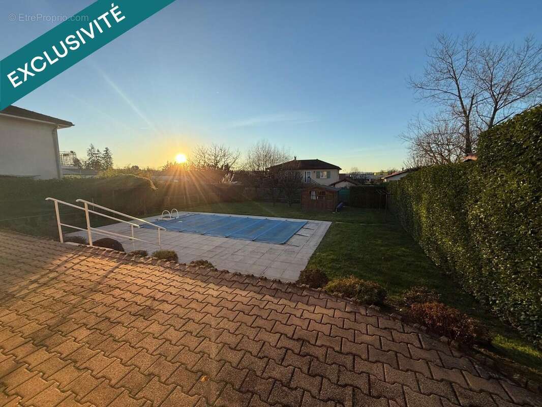 Photo 6 - Maison à ESTRABLIN