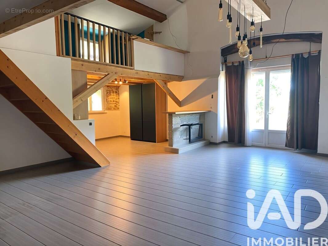 Photo 5 - Maison à CHAMPIS