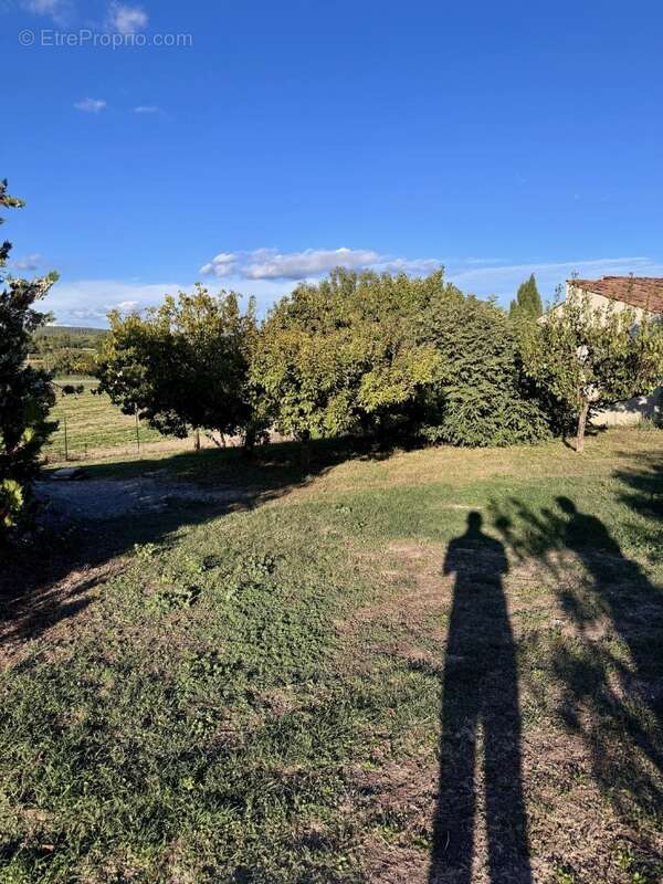 Terrain à AIX-EN-PROVENCE