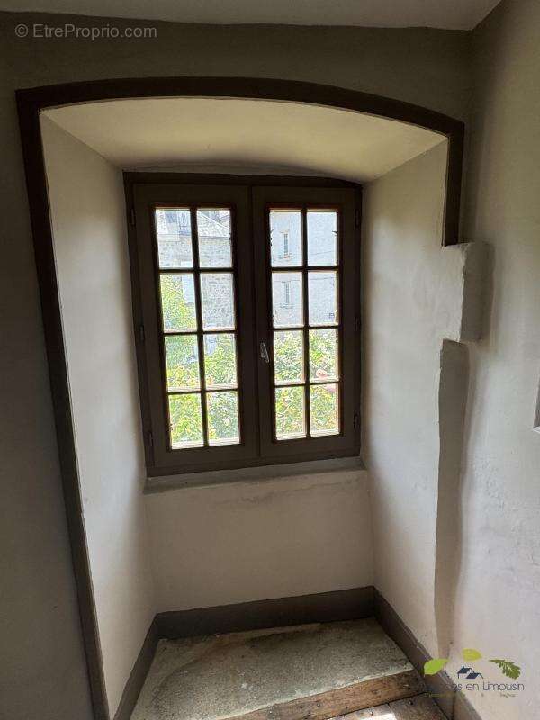 Maison à TREIGNAC