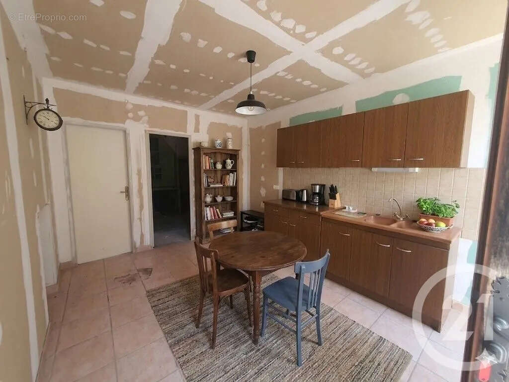 Maison à VARZY
