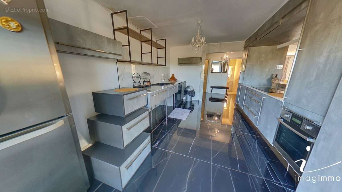 Maison à SAINT-JEAN-DE-VEDAS