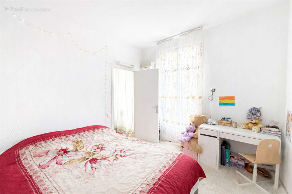 Appartement à COLOMBES
