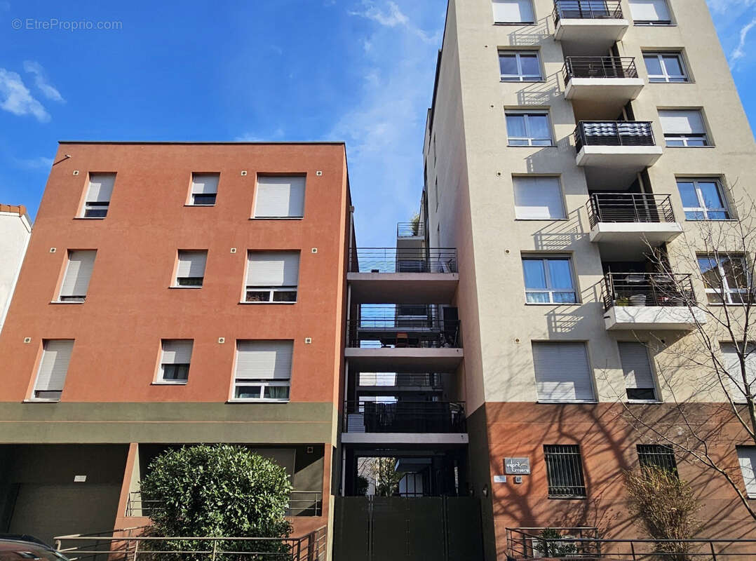 Appartement à LYON-8E