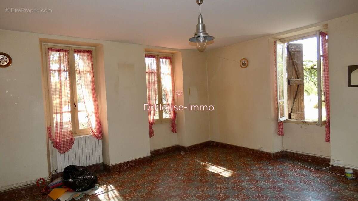 Maison 220 m² à Cahuzac-Sur-Vere  - photo 8