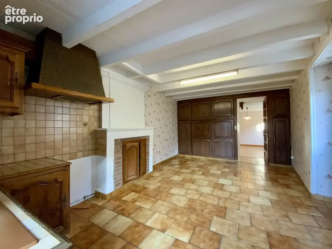 Maison dans Jonzac avec garage et jardin - photo 2